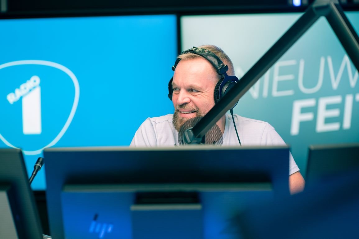Foto van Lieven Vandenhaute in de radiostudio